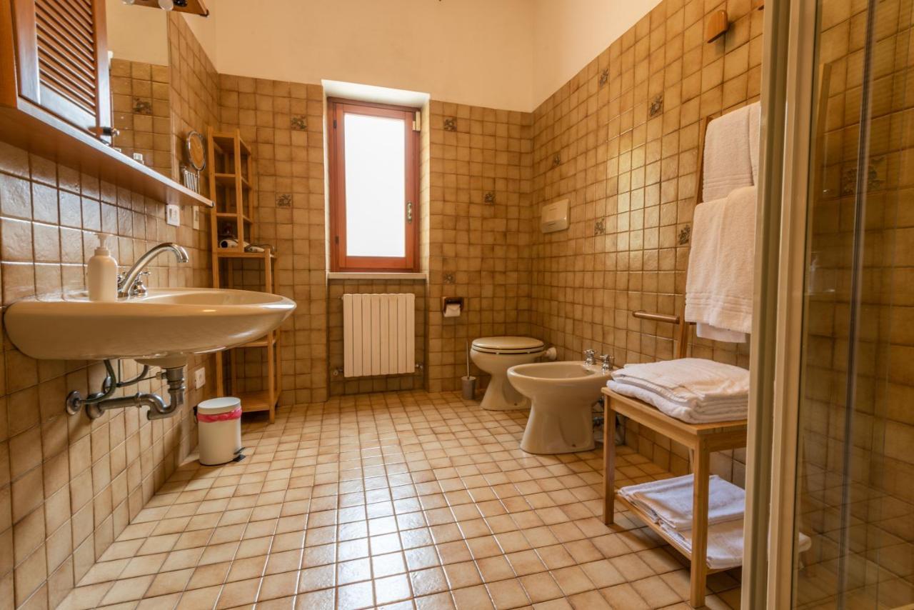 A Casa Di Mila - Appartamento Con Piscina سوري المظهر الخارجي الصورة